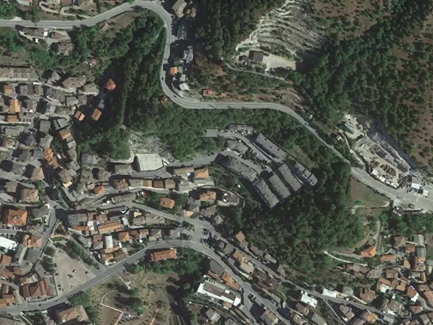 Immagine 11 di Stabile in vendita  in Via Nikolajewka a Lumezzane