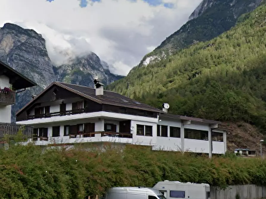 Immagine 3 di Casa indipendente in vendita  in Via Campagna a Taibon Agordino