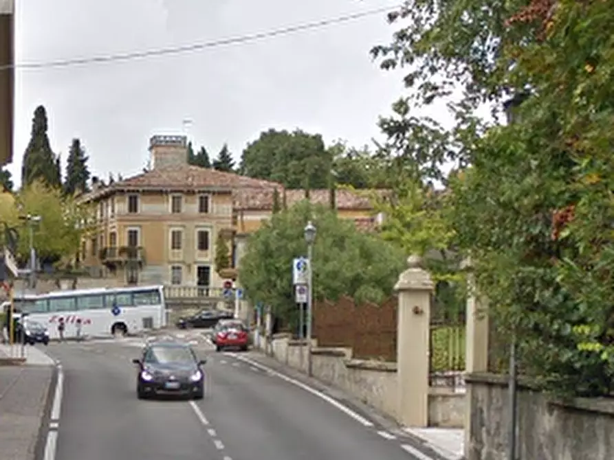 Immagine 4 di Appartamento in vendita  in Via San Rocco a Valeggio Sul Mincio