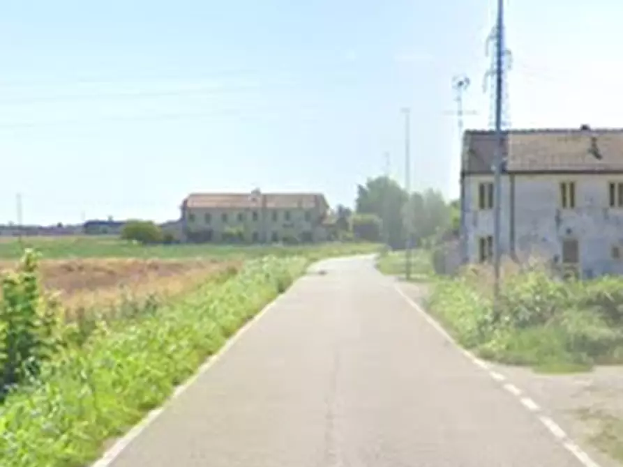 Immagine 3 di Laboratorio in vendita  in Via Oppioli a Cerea