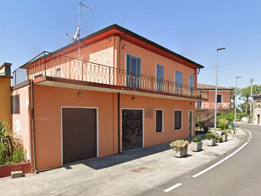 Immagine 1 di Casa indipendente in vendita  in Via Guglielmo Marconi a Bonavigo