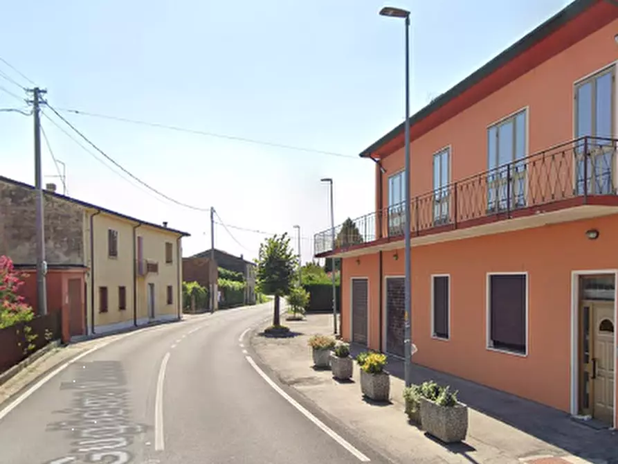 Immagine 14 di Casa indipendente in vendita  in Via Guglielmo Marconi a Bonavigo