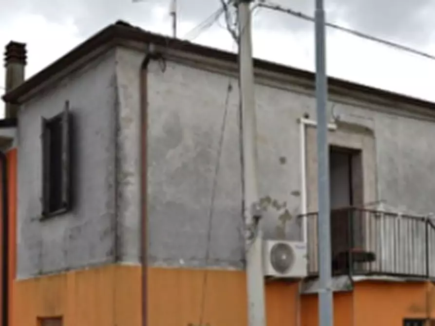 Immagine 6 di Appartamento in vendita  in Via Virgiliana a Trevenzuolo