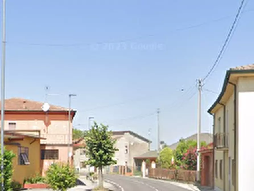 Immagine 9 di Appartamento in vendita  in Via Virgiliana a Trevenzuolo