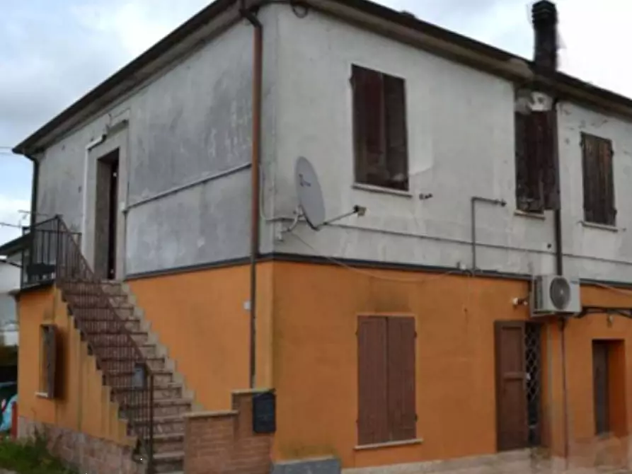 Immagine 17 di Appartamento in vendita  in Via Virgiliana a Trevenzuolo