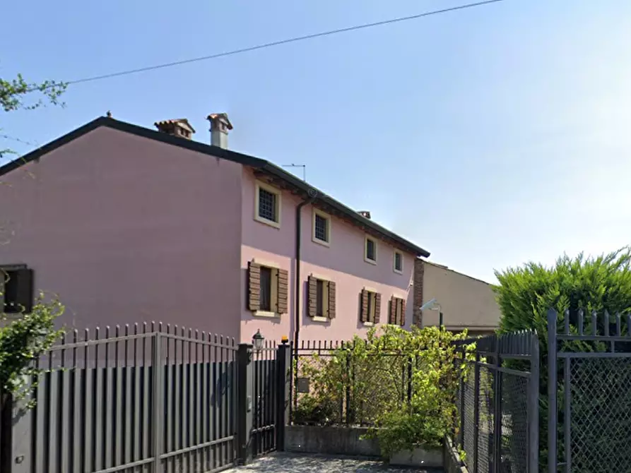 Immagine 8 di Villa in vendita  in Via Canova a Zevio