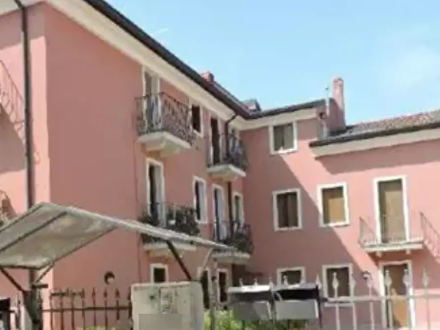Immagine 2 di Appartamento in vendita  in Piazza A. De Gasperi a San Giovanni Lupatoto