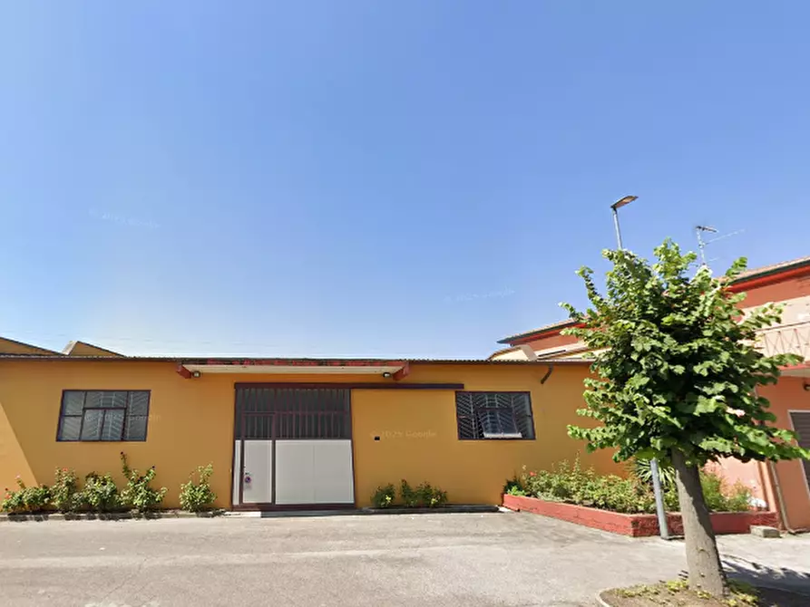 Immagine 11 di Magazzino in vendita  in Via Guglielmo Marconi a Bonavigo