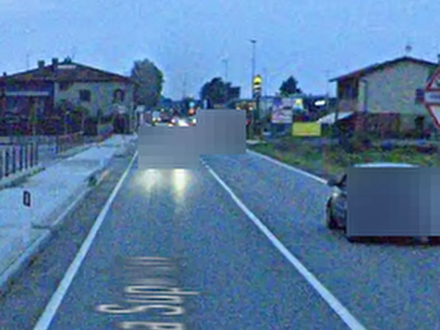 Immagine 5 di Appartamento in vendita  in Via Padana Superiore a Castegnato