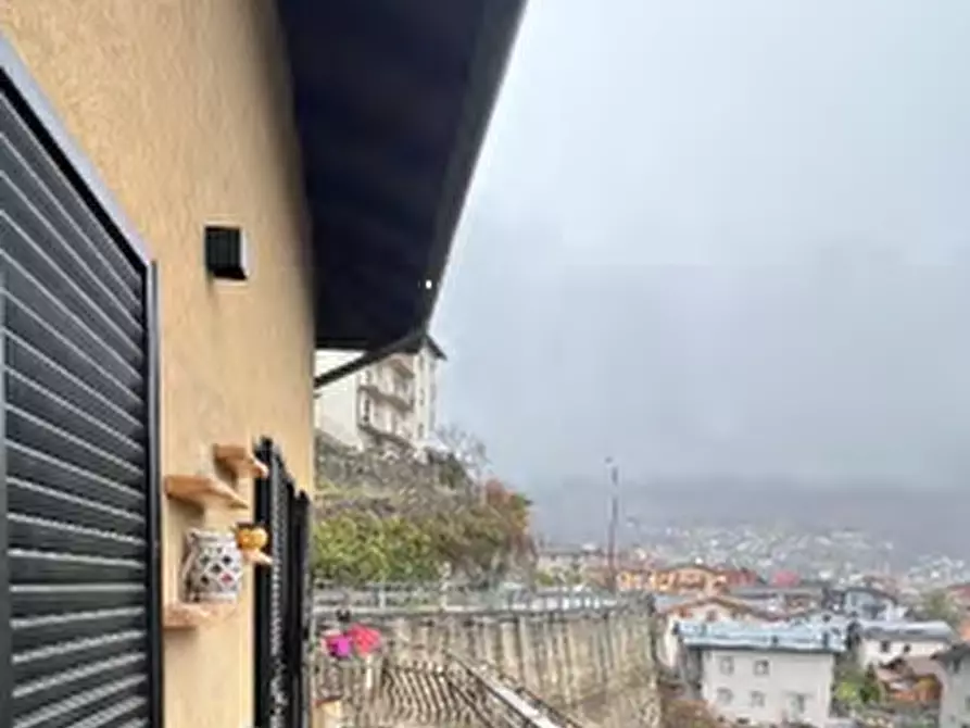 Immagine 2 di Appartamento in vendita  in  Via Porro a Edolo