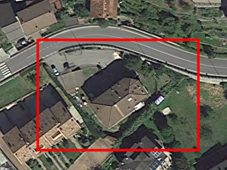 Immagine 5 di Appartamento in vendita  in  Via Porro a Edolo