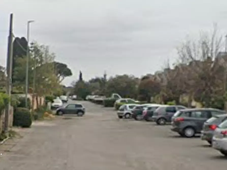 Immagine 13 di Villa in vendita  in Via Alessio Olivieri a Roma