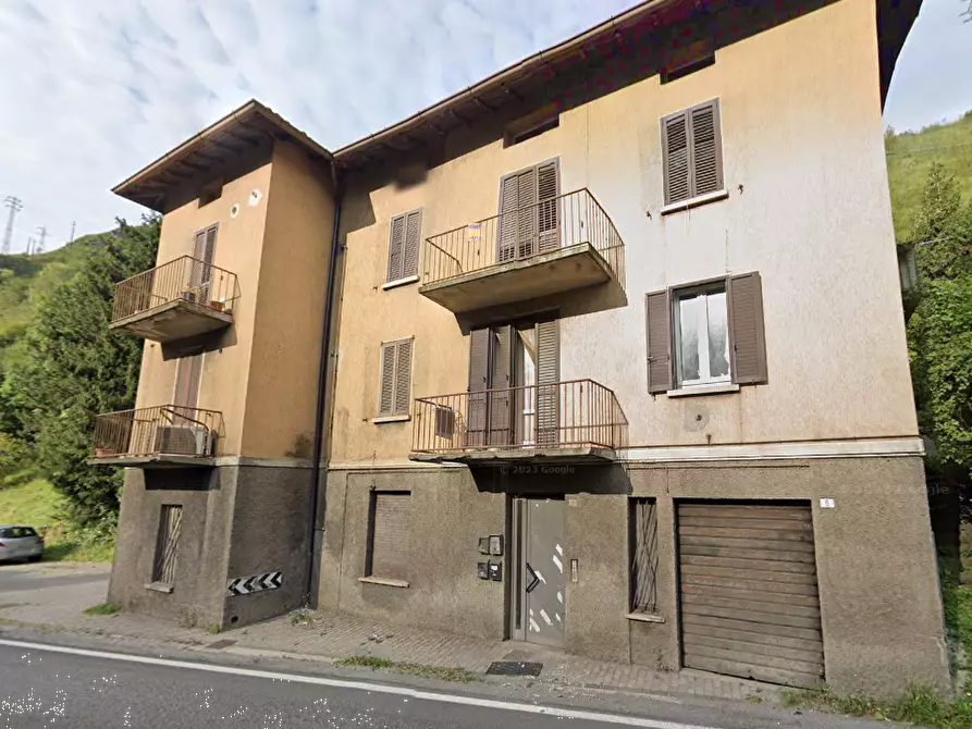 Immagine 8 di Appartamento in vendita  in via Guglielmo Marconi a Ponte Nossa