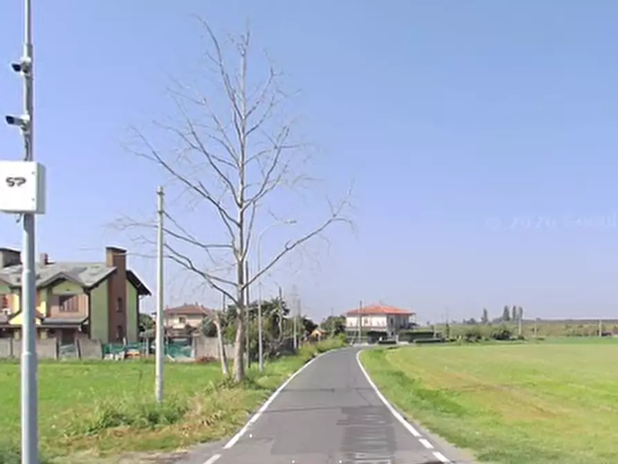 Immagine 9 di Appartamento in vendita  in Via Donati a Casirate D'adda