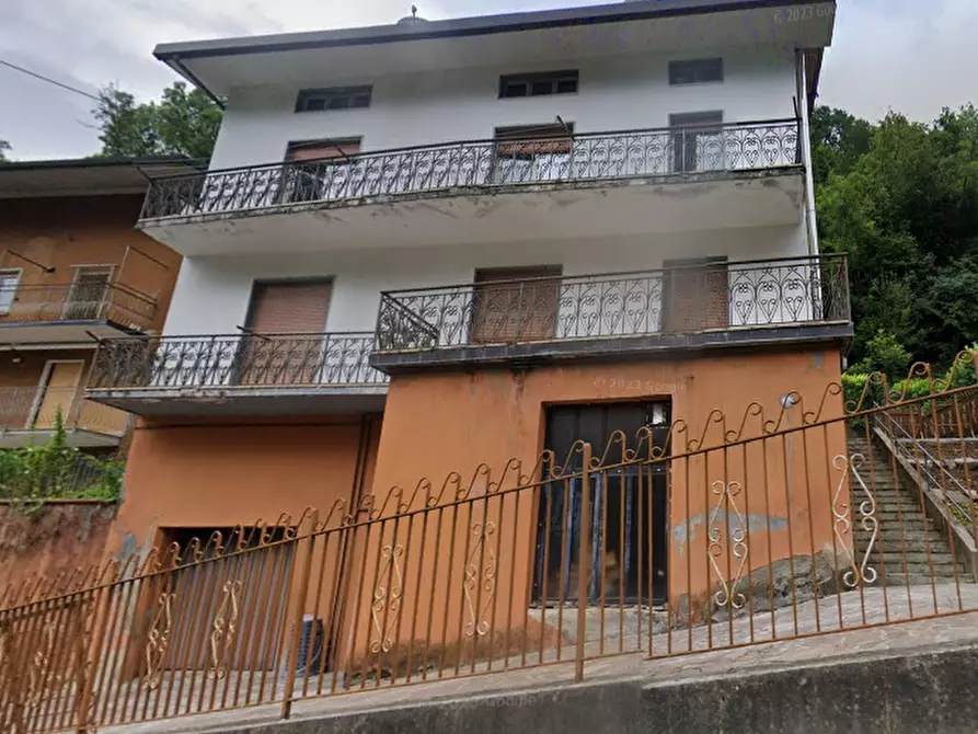 Immagine 6 di Appartamento in vendita  in Via Cinque Martiri  a Vertova