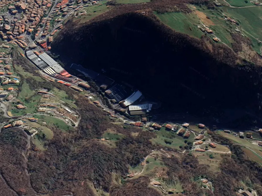 Immagine 13 di Appartamento in vendita  in Via Cinque Martiri  a Vertova