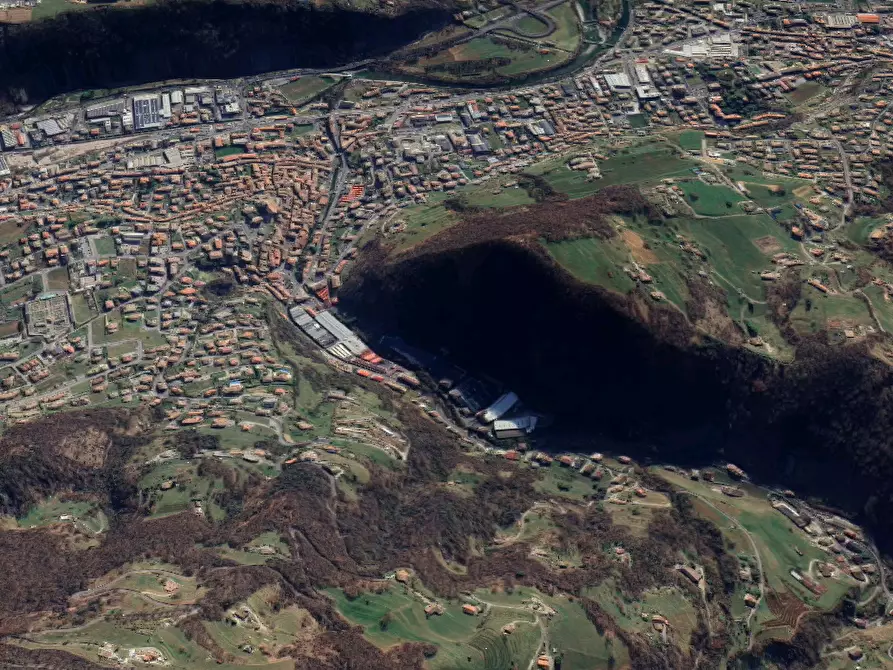 Immagine 14 di Appartamento in vendita  in Via Cinque Martiri  a Vertova