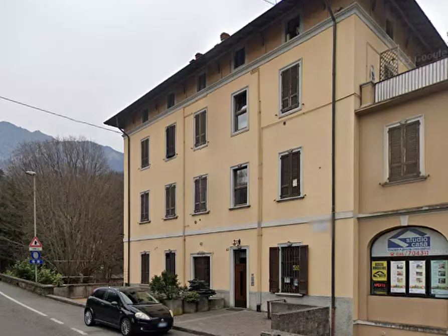 Immagine 5 di Appartamento in vendita  in Viale Alessandro Manzoni a Clusone