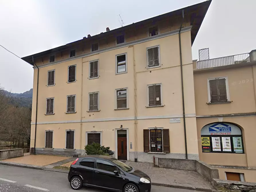 Immagine 6 di Appartamento in vendita  in Viale Alessandro Manzoni a Clusone