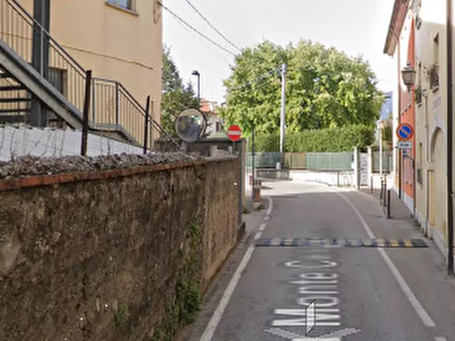 Immagine 21 di Porzione di casa in vendita  in Via Monte Cengio a Thiene