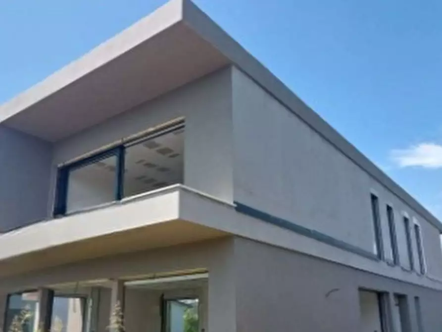 Immagine 5 di Casa indipendente in vendita  in Via Girolamo Selmo a Monticello Conte Otto