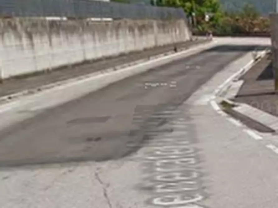 Immagine 6 di Garage in vendita  in Via Generale Dalla Chiesa a Piovene Rocchette