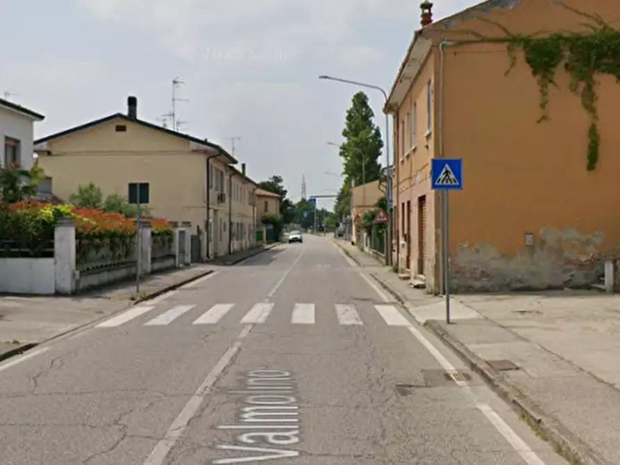 Immagine 15 di Appartamento in vendita  in Via Valmolino a Portomaggiore