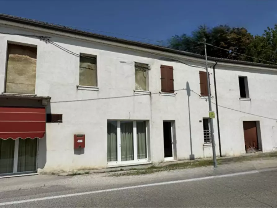 Immagine 2 di Appartamento in vendita  in Via Ravenna a Ferrara