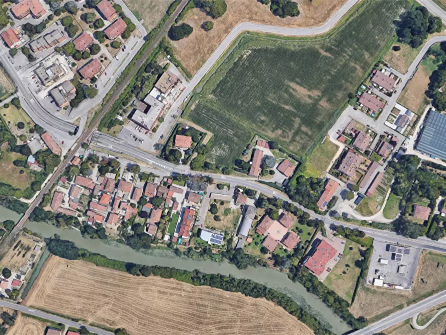 Immagine 13 di Appartamento in vendita  in Via Ravenna a Ferrara