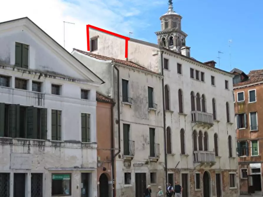 Immagine 1 di Appartamento in vendita  in Sestiere Dorsoduro a Venezia