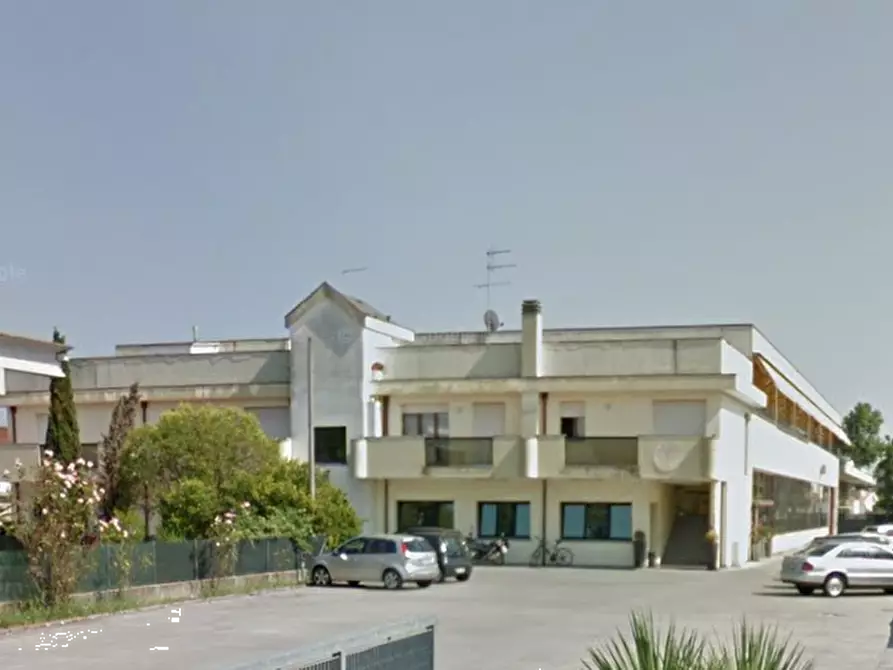 Immagine 6 di Stabile in vendita  in Via Bartolomeo Cristofori a Jesolo