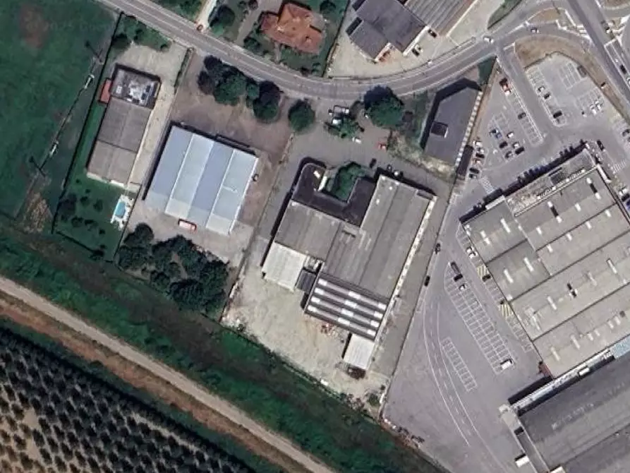 Immagine 23 di Appartamento in vendita  in Via Aldo Moro a Viadana