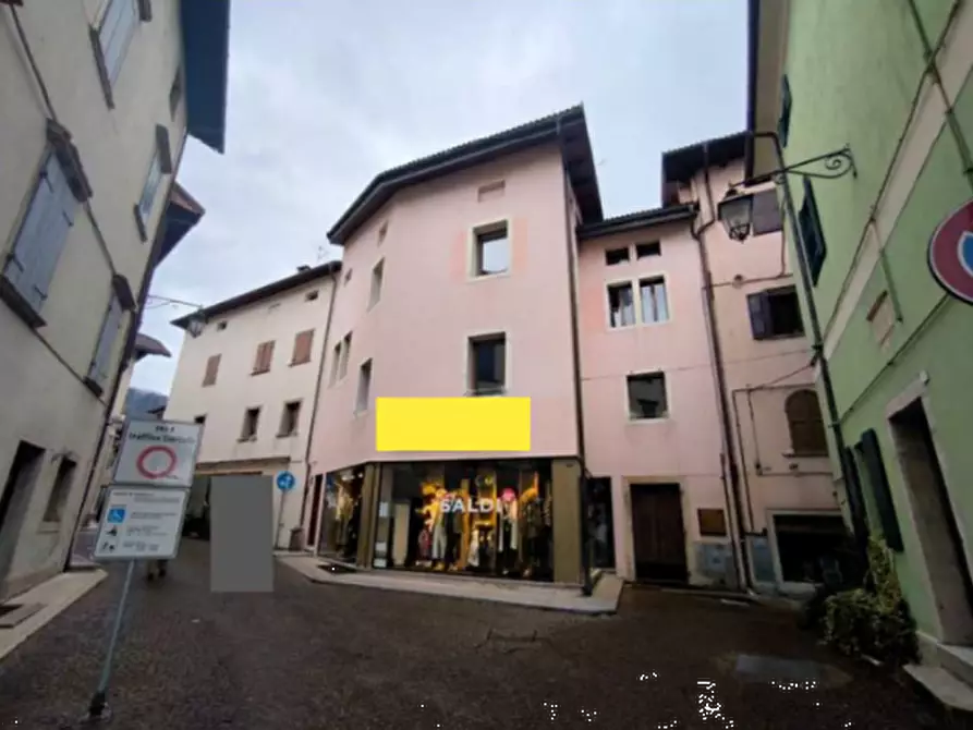 Immagine 1 di Negozio in vendita  in Via San Pietro a Agordo
