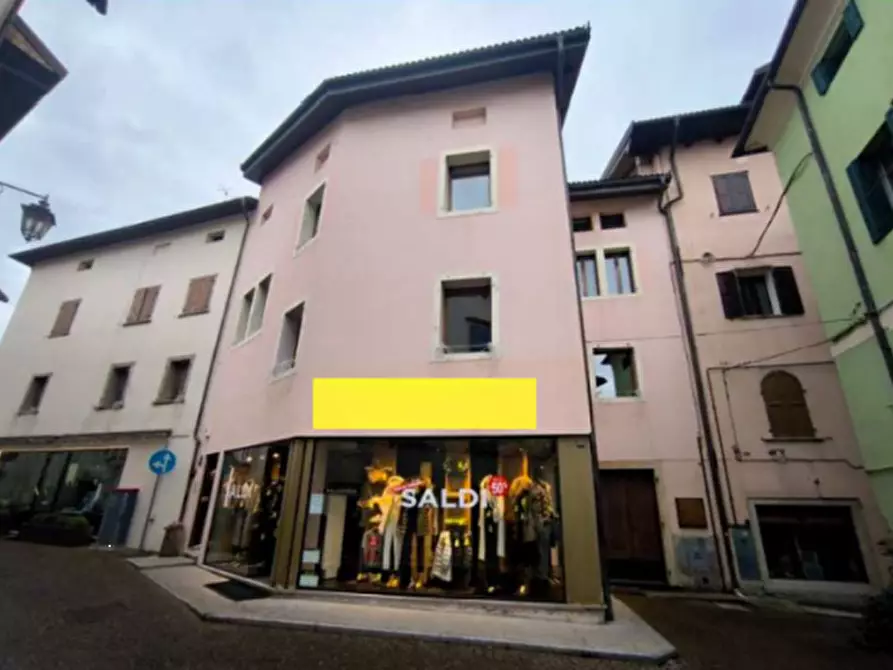 Immagine 2 di Negozio in vendita  in Via San Pietro a Agordo
