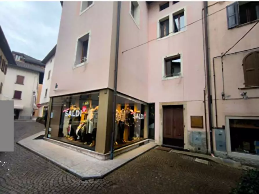 Immagine 3 di Negozio in vendita  in Via San Pietro a Agordo