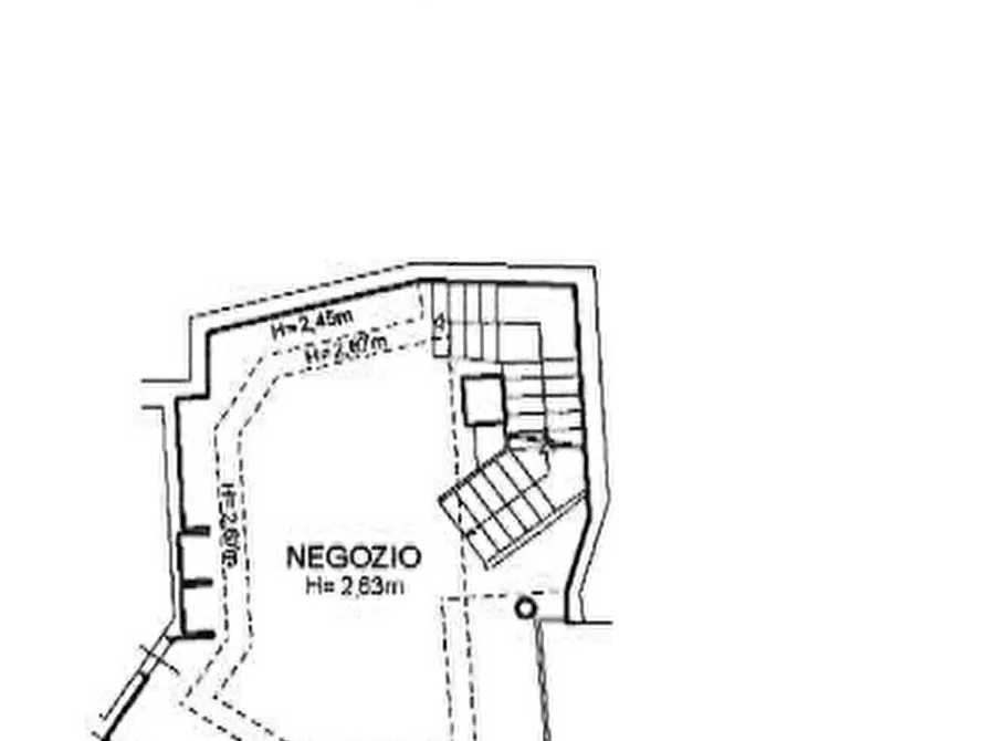 Immagine 12 di Negozio in vendita  in Via San Pietro a Agordo