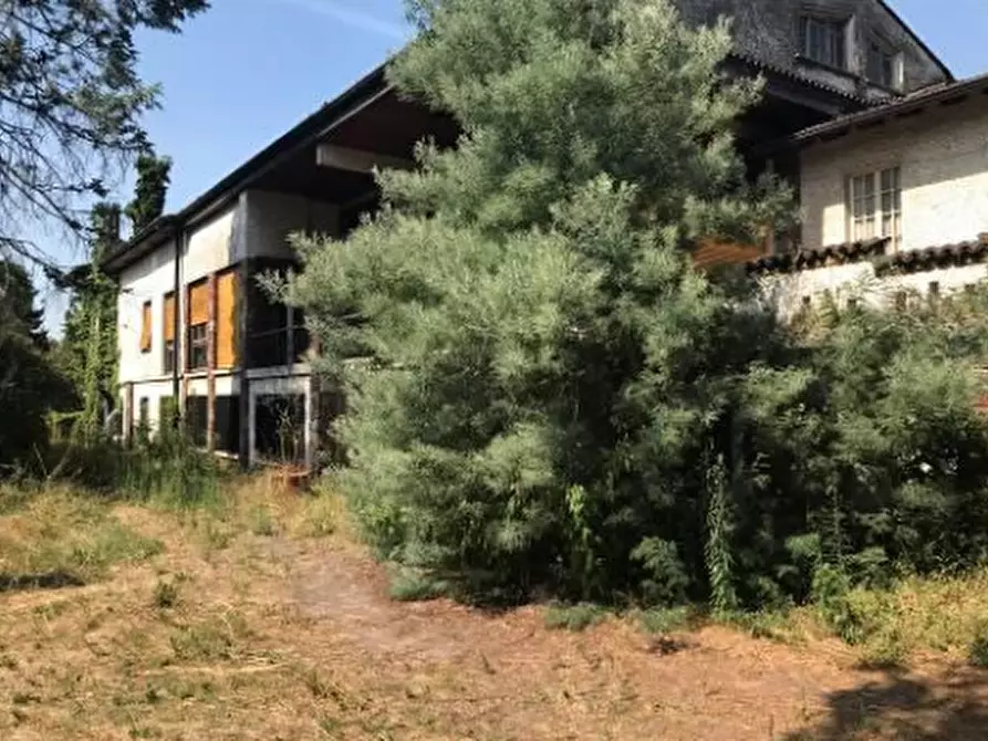 Immagine 1 di Ufficio in vendita  in Via Umberto I a Robecchetto Con Induno