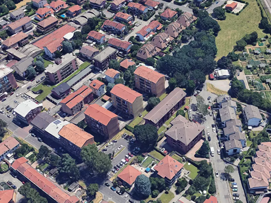 Immagine 6 di Magazzino in vendita  in Via Italo Svevo a Cesate