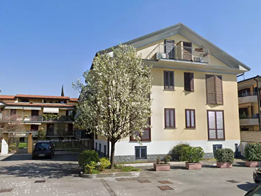 Immagine 2 di Appartamento in vendita  in Via della Chiesa a Magnago