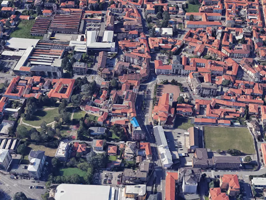 Immagine 5 di Negozio in vendita  in Piazza Giuseppe Maggiolini a Parabiago