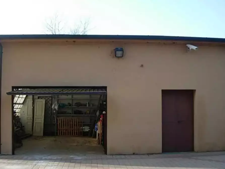 Immagine 3 di Villa in vendita  in Via Vignolese a Spilamberto