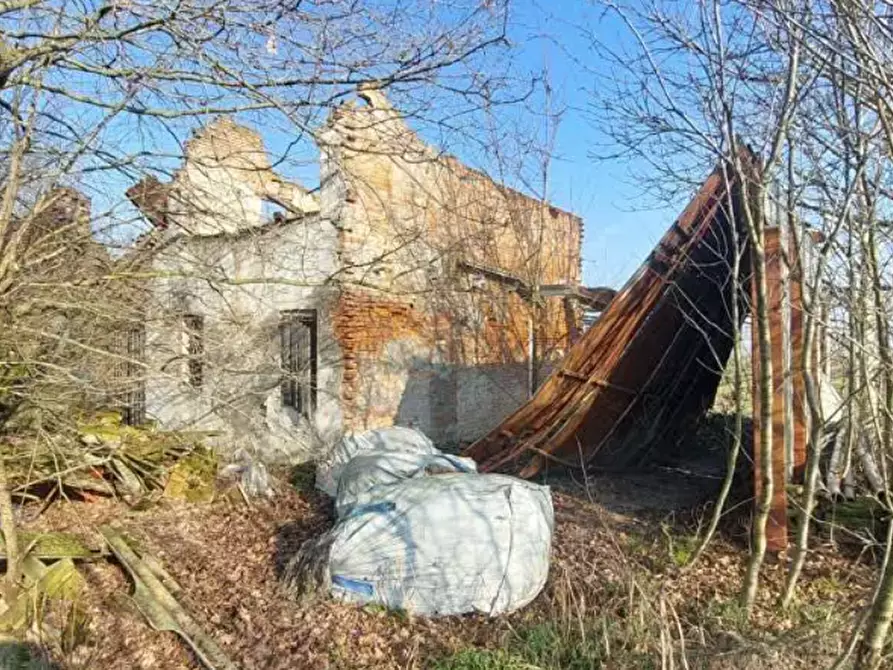 Immagine 1 di Rustico / casale in vendita  in Via G. Matteotti a San Possidonio