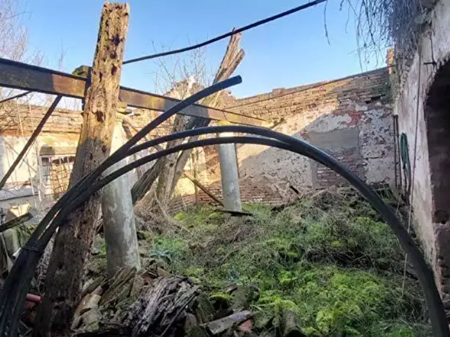 Immagine 2 di Rustico / casale in vendita  in Via G. Matteotti a San Possidonio