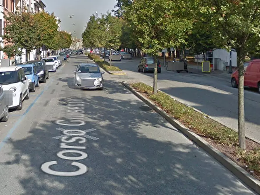 Immagine 6 di Appartamento in vendita  in Corso Garibaldi a Mantova