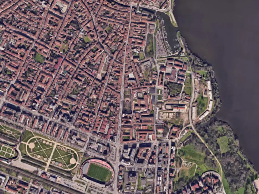 Immagine 15 di Appartamento in vendita  in Corso Garibaldi a Mantova