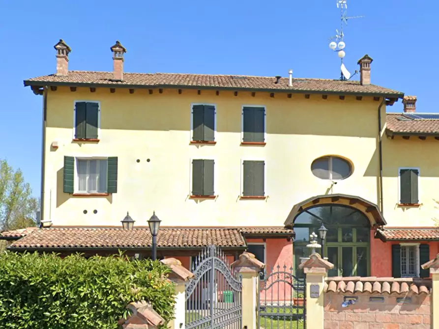 Immagine 11 di Villa in vendita  in Via Franchini a Bomporto