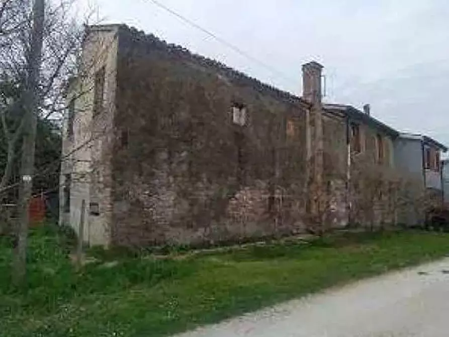 Immagine 2 di Rustico / casale in vendita  in Via Chiesa Prà a Este