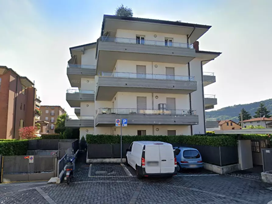 Immagine 10 di Appartamento in vendita  in Via Chignola  a Torre Boldone