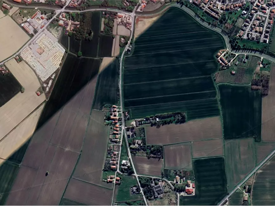 Immagine 13 di Terreno agricolo in vendita  in Via Po a Copparo