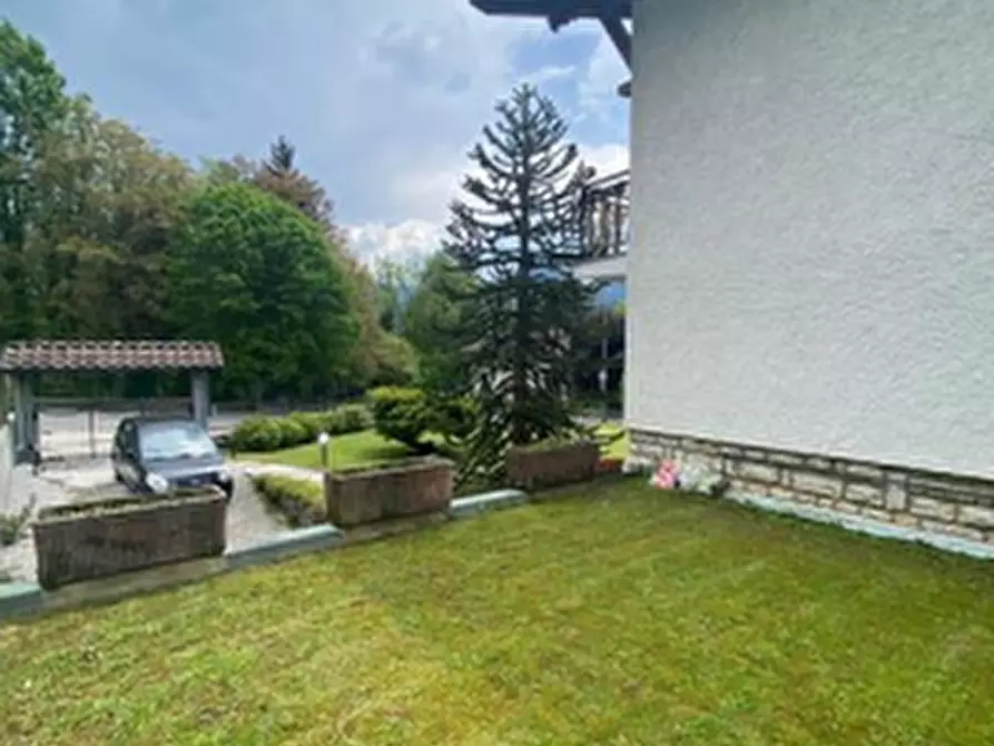 Immagine 9 di Porzione di villa in vendita  in Via Muglielmo Marconi  a Fino Del Monte